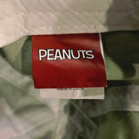 NWOT! Peanuts Snoopy Youth Baseball Cap - Picture 4 of 5